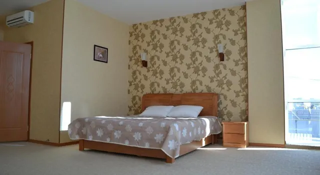 Ayhan Hotel (Айхан)