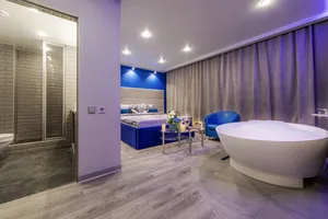 Photo 3
