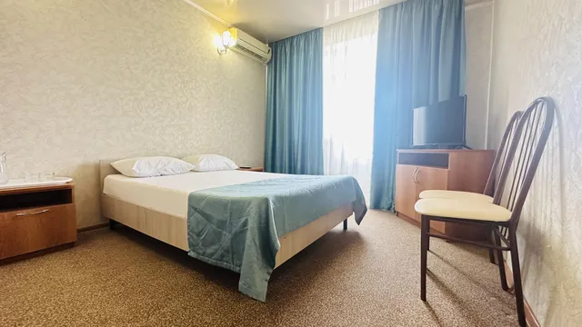 Photo 4
