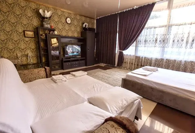 Studio Deluxe (Студия делюкс)