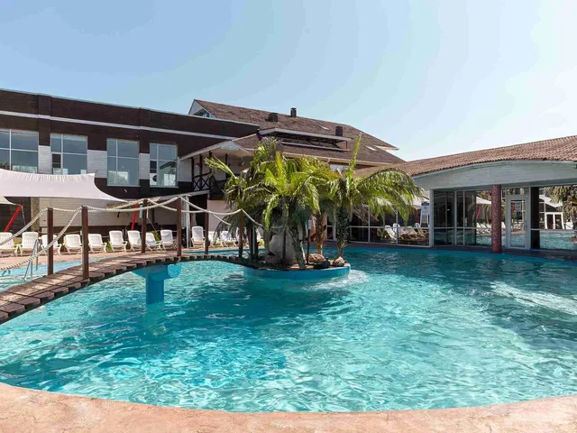 Dolphin Planet Hotel&Spa (Планета дельфинов)