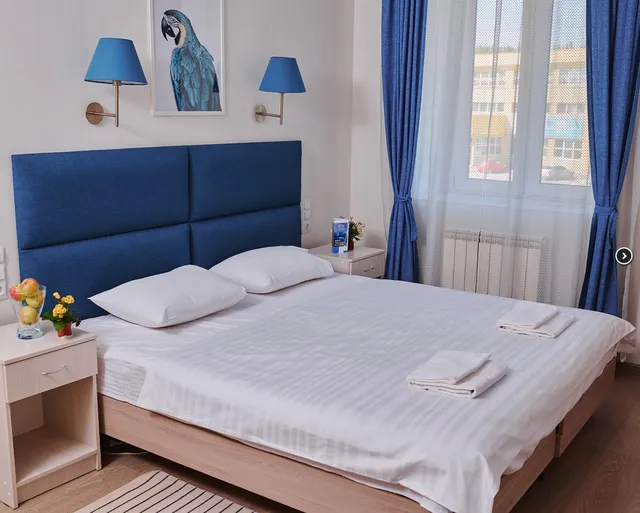 Айсберг ZBest Hotels