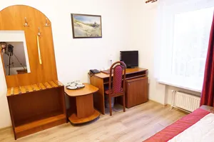 Photo 3