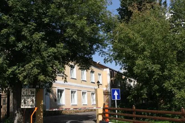 Photo 3