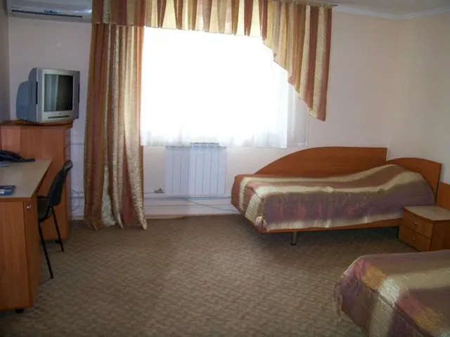 Photo 2