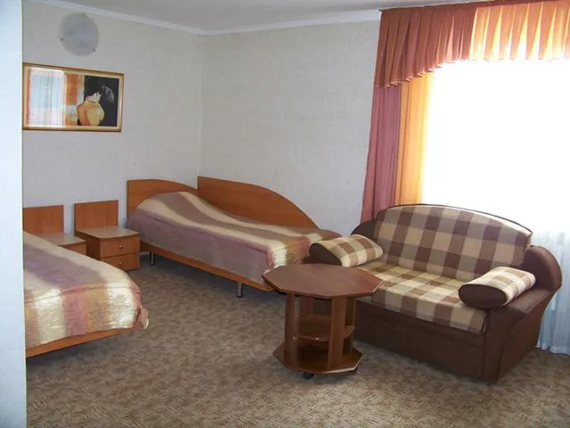 Photo 4