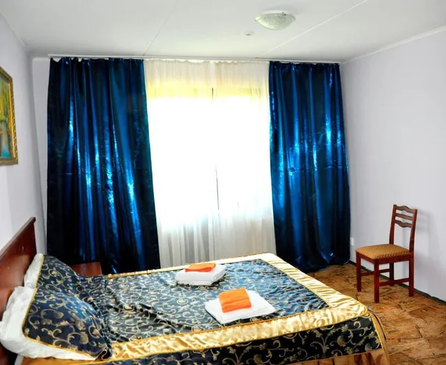 Photo 3
