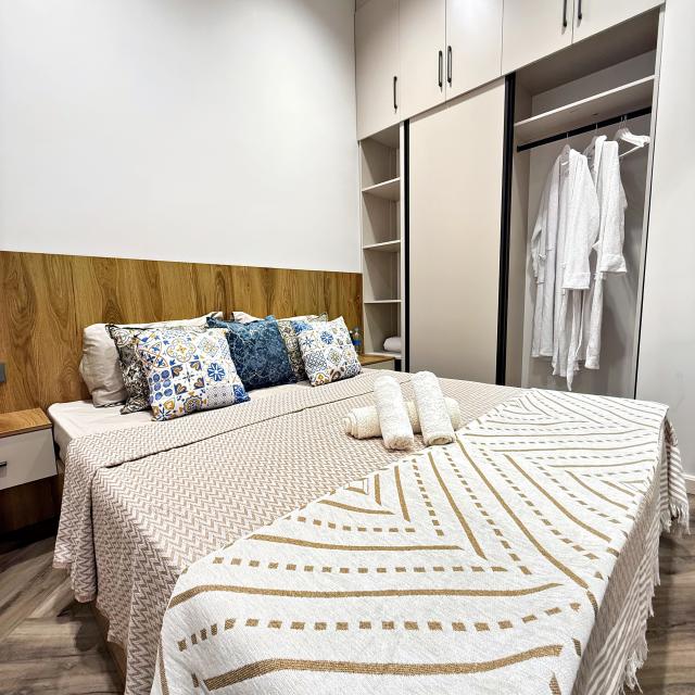 Royal Rentals (Роял Ренталс) на улице Батыра Закирова 1А/1 блок А