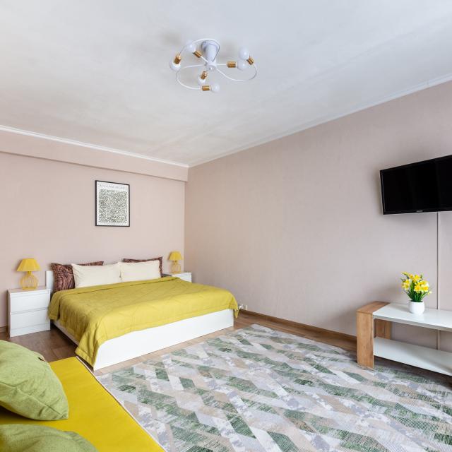 ApartLux on Staroslobodskaya