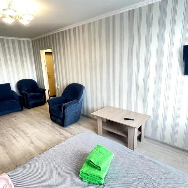 Let's stay on Pobedy Street, 4