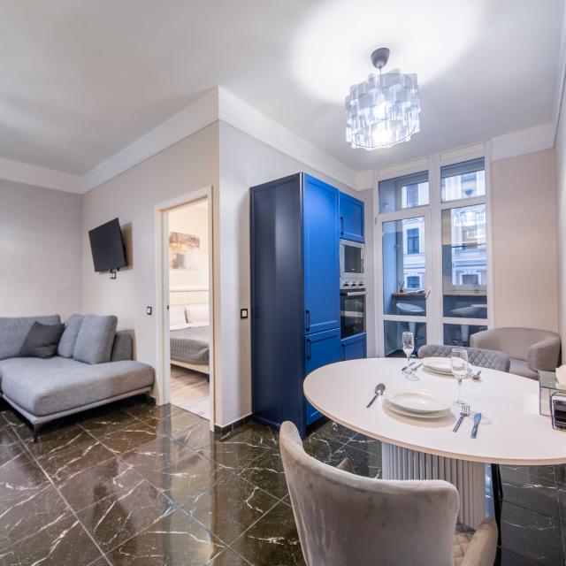 Designer apartment near Nevsky Prospekt