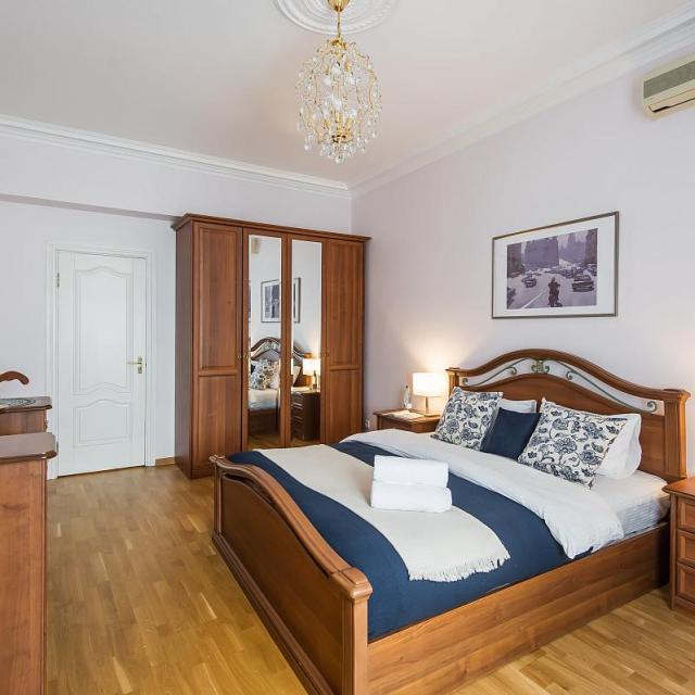 GMApartments (ДжиЭмАпартментс) на улице Тверская 4