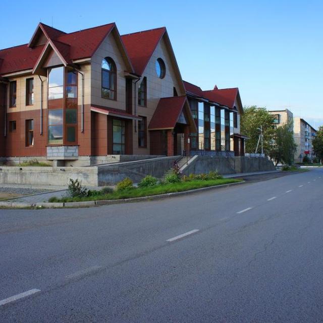 Арктур (бывш. Гостиный двор)
