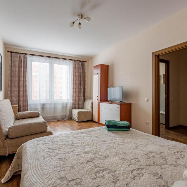 Edem v Piter - Apartamenty ZHardin Viu SOFIIA na IUzhnom shosse d 53/4