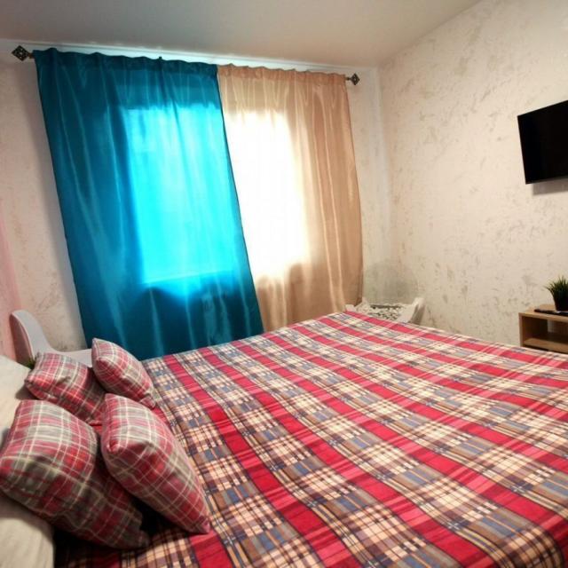 Two-room apartment Volkhovskaya 30