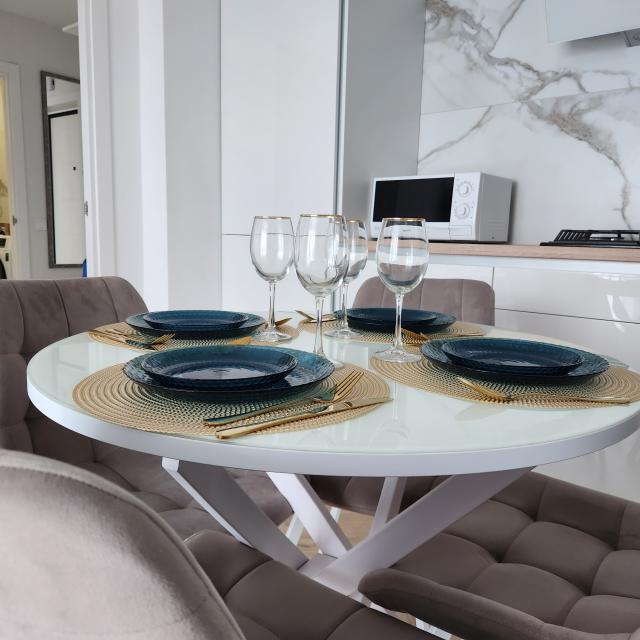 Viva Apartments (Вива Апартментс) на шоссе Солотчинское 4 корпус 2