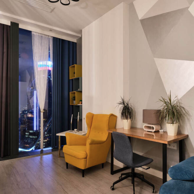 Apartment on the 51st floor with a view of the towers