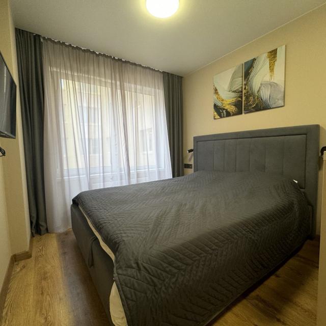Apartment on 64 Stachek Avenue, building 1