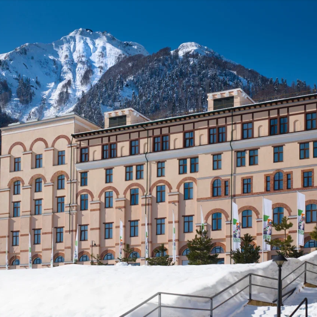 Panorama by Mercure Krasnaya Polyana 4* (Панорама от Меркюр Красная Поляна)