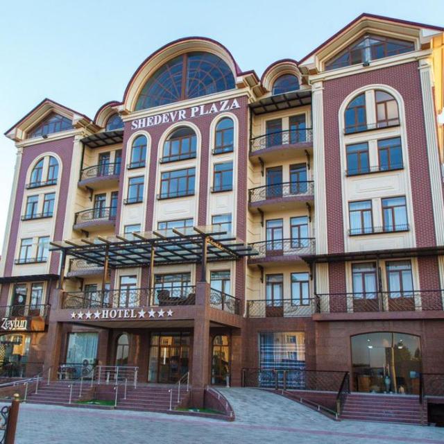 Shedevr Plaza (Шедевр Плаза)