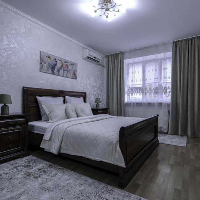 Gogol's 3k1 Green FOX Apartments