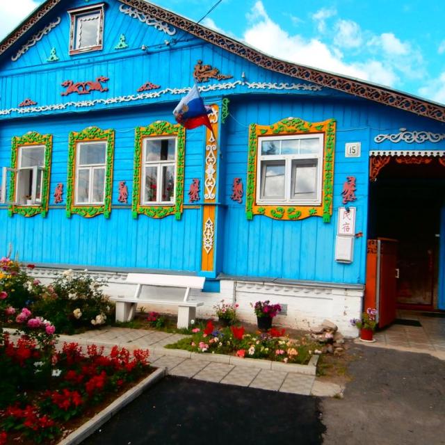 Gostevoi dom Zakharovykh