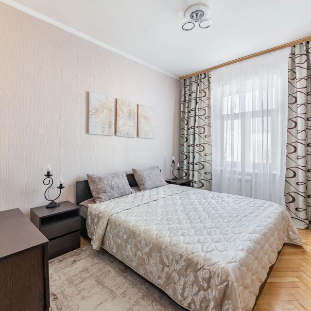 ApartLux (АпартЛюкс) на Зубовском