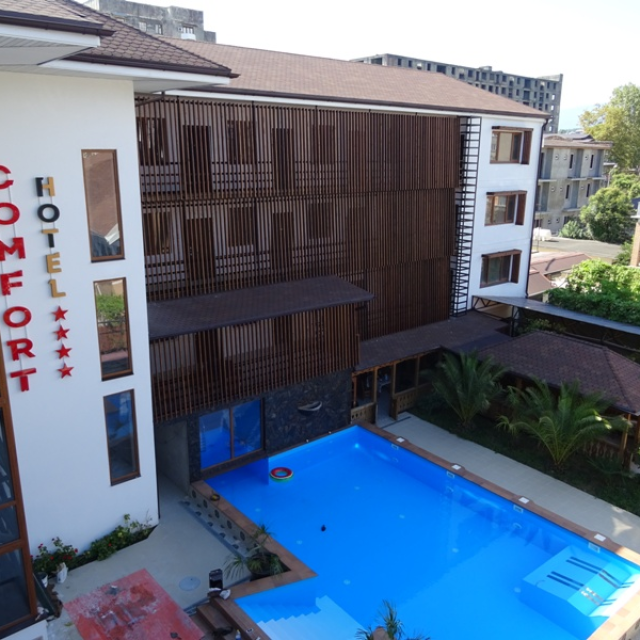 Comfort Hotel  (Комфорт)