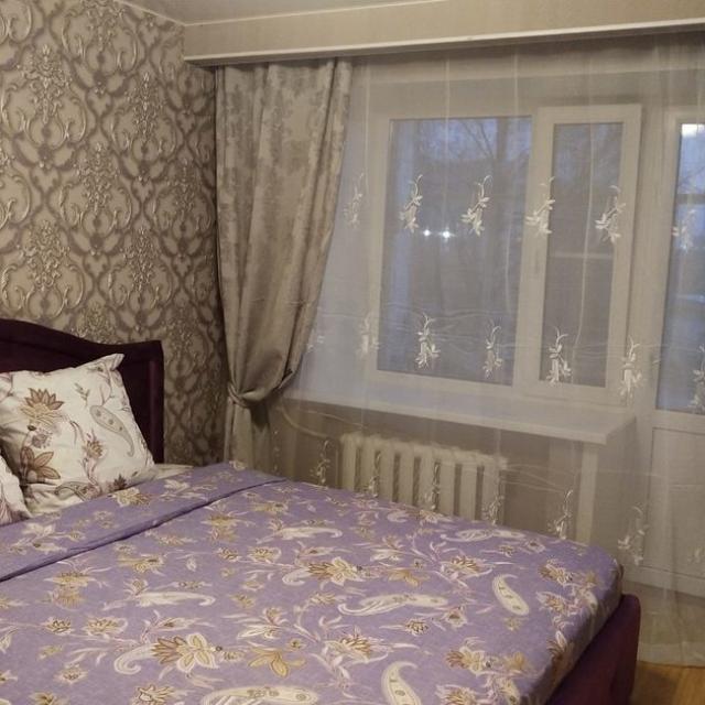 Po sutkam 33 on Gorkogo street 85A