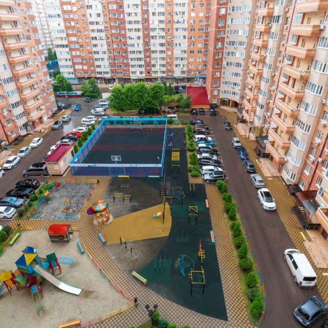 Family Apartments (Фэмили Апартментс) на улице Жлобы 139