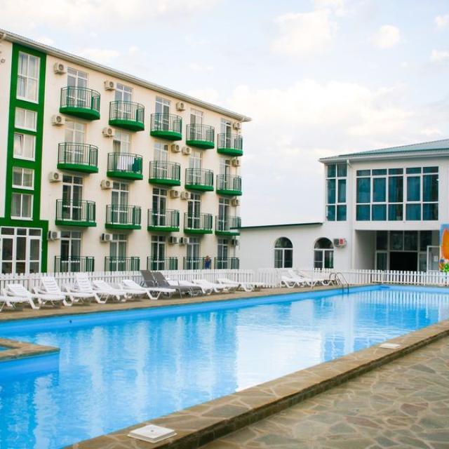 Green Park Hotel (Грин Парк)