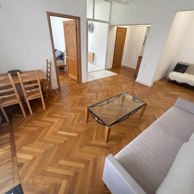 Good Room Guru на проспекте Кутузовский 24