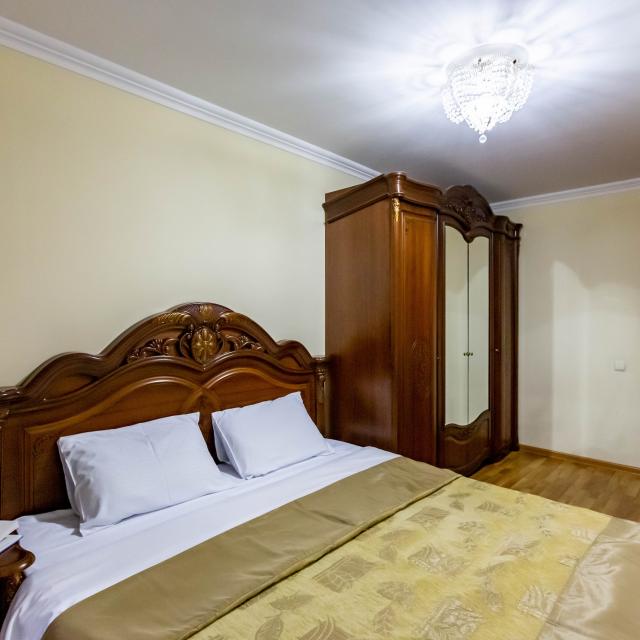 Apartments on Zhukovsky street d 10