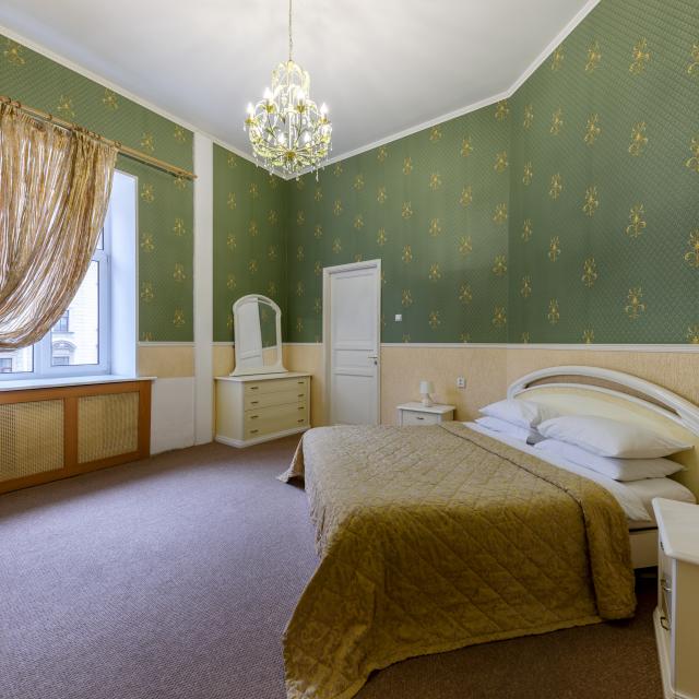 CITY Center, Parking,Apartment on Malaya Konyushennaya