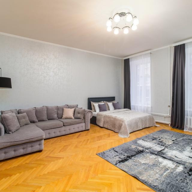 DeRent Apartments on 8th Sovetskaya street 35