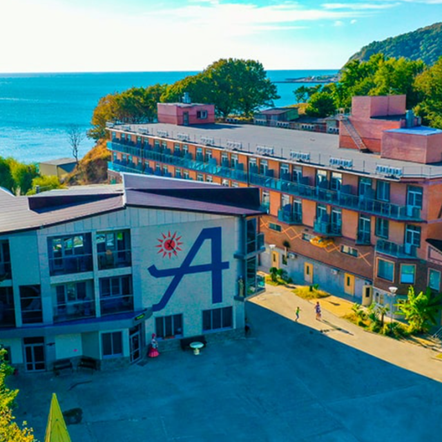 Aton Family Hotel (Атон фемили)