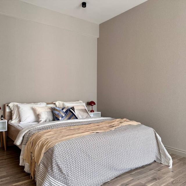 How are you at home 05 on Kavkazskaya 31B street