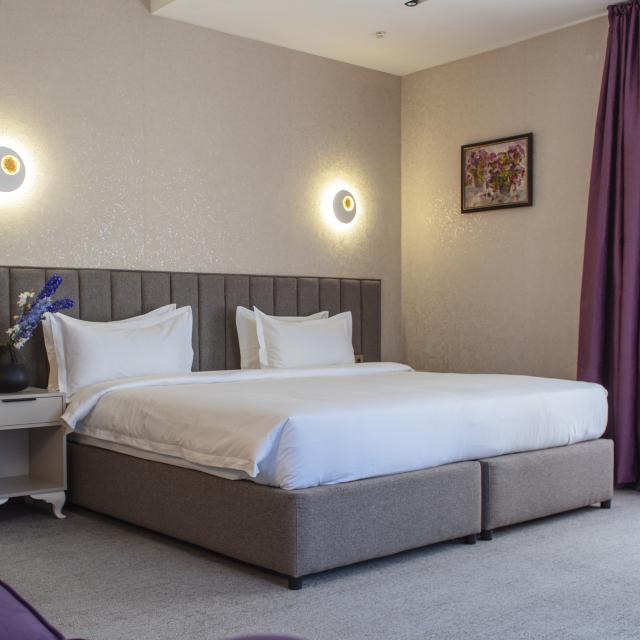 Orient Hotel Bishkek (Ориент Бишкек)