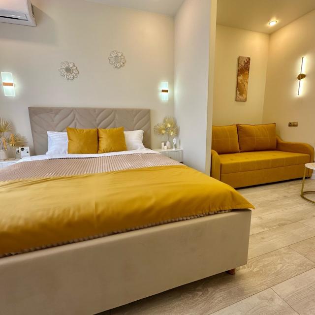 Апартаменты Golden Rooms (Голден Румс)