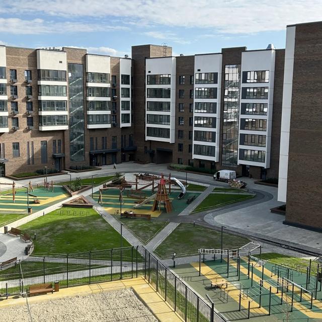 Апартаменты на проспекте Строителей 18 корпус 1