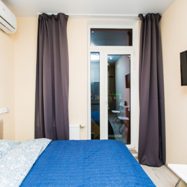 Ma-Three apartments on Sosnovaya St. 1k2