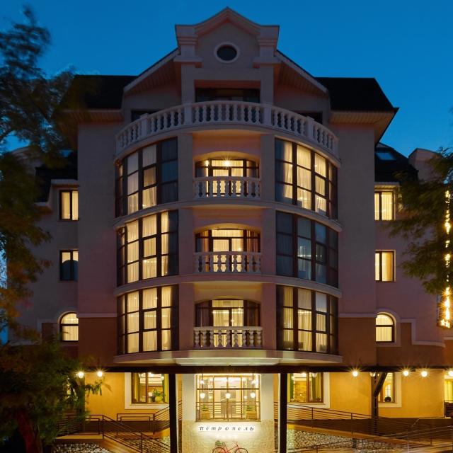 Petr hotel