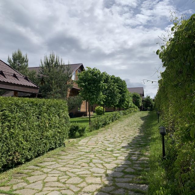 Гостевой комплекс HolidayThree (Холидей Три)