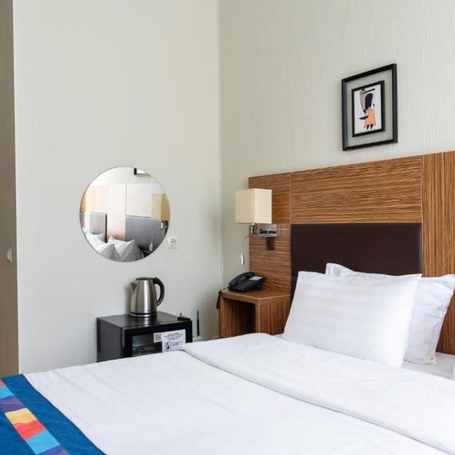 Космос Смарт Владивосток Отель (Cosmos Smart Vladivostok Hotel)