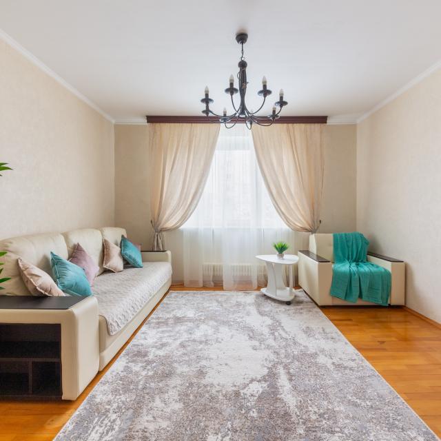 ApartLux (АпартЛюкс) на улице Большая Спасская 8