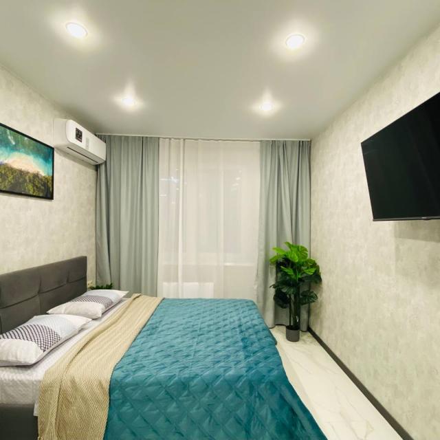 TURQUOISE HOLIDAY Luxury Apartment on 39k8 Zapolyarnaya Street