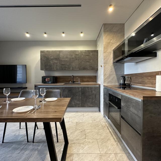 EasyRent on 57 Primorsky Boulevard