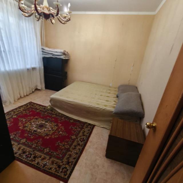 Apartments on Druzhby Narodov street 18A