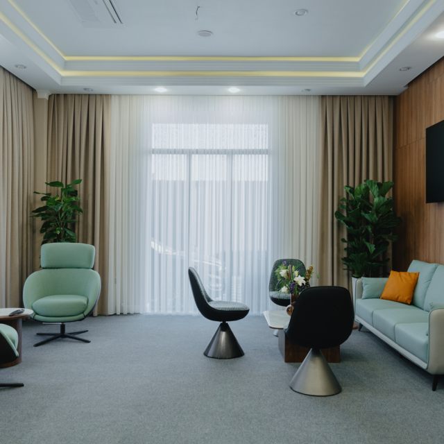 Bon Hotel (Бон)