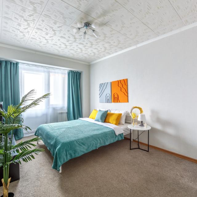 VV Apart  64A Vernadsky Avenue